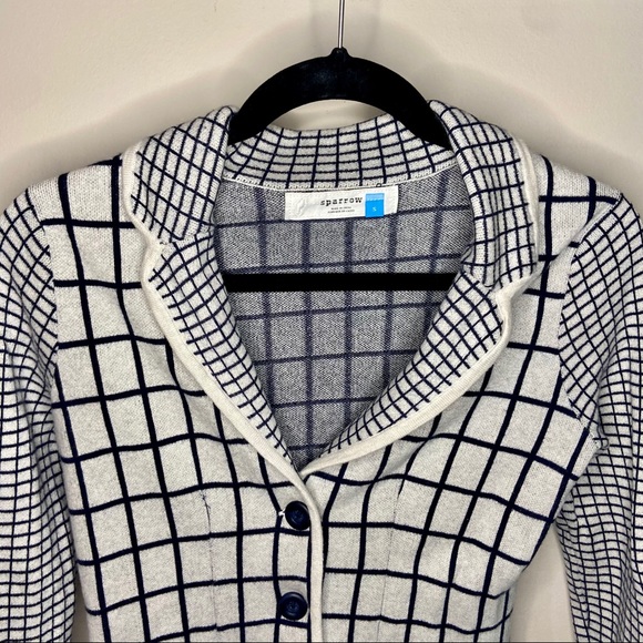 Sparrow Sweater Blazer - Picture 4 of 9